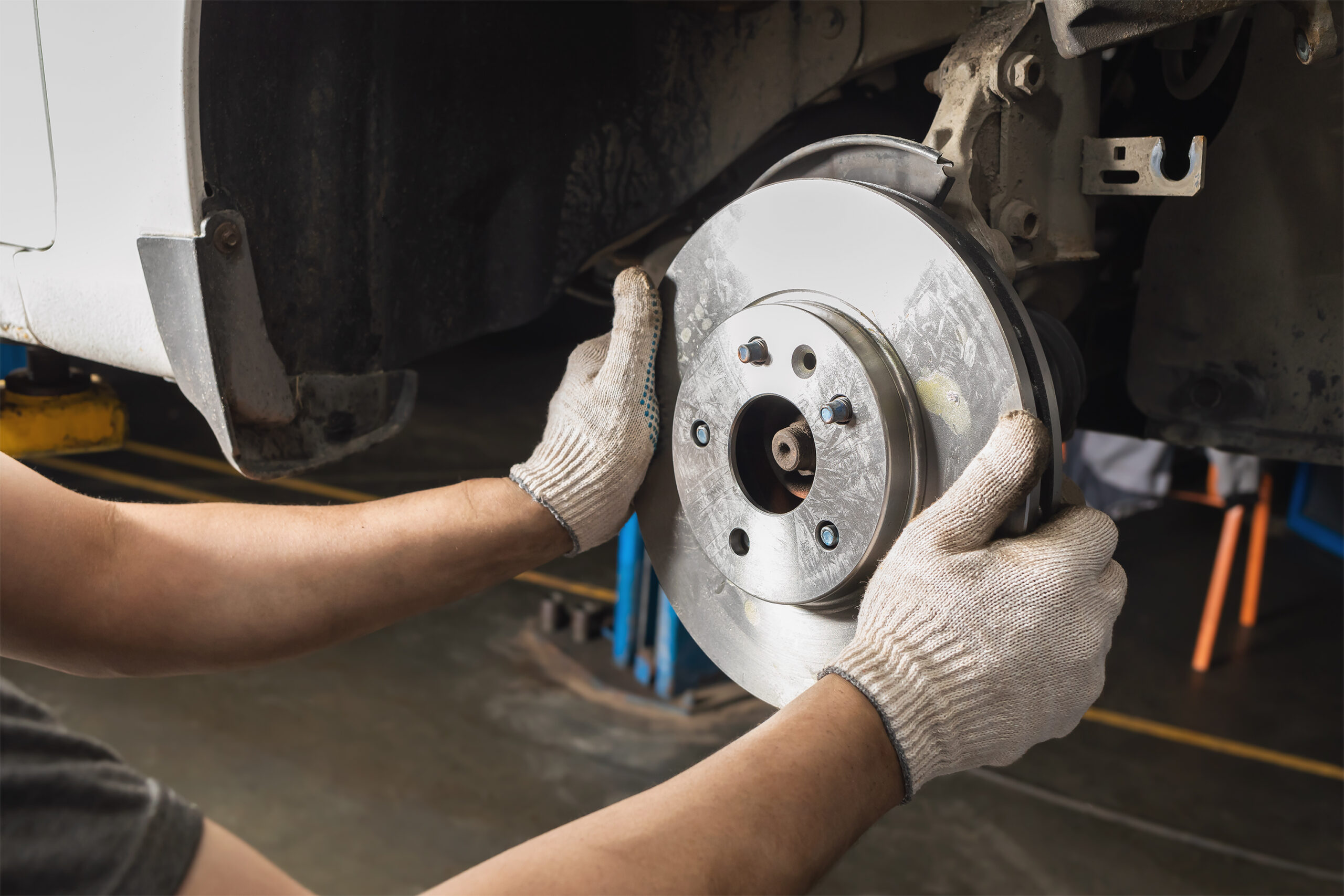 How Do You Know When Your BMW Brakes Need Service?